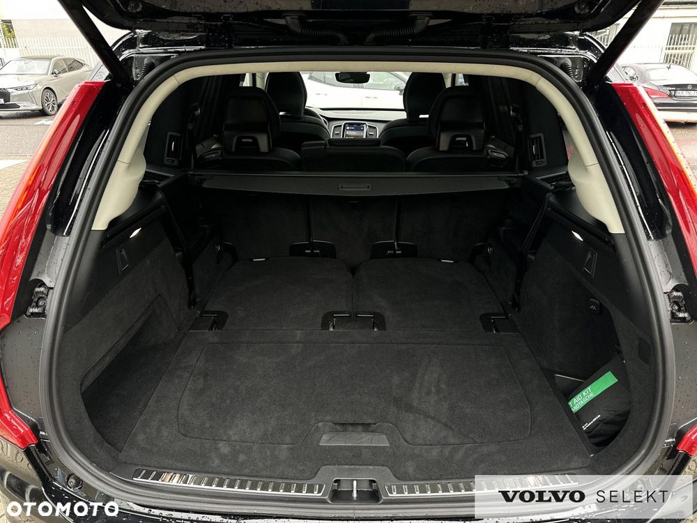 Volvo XC 90 - 17