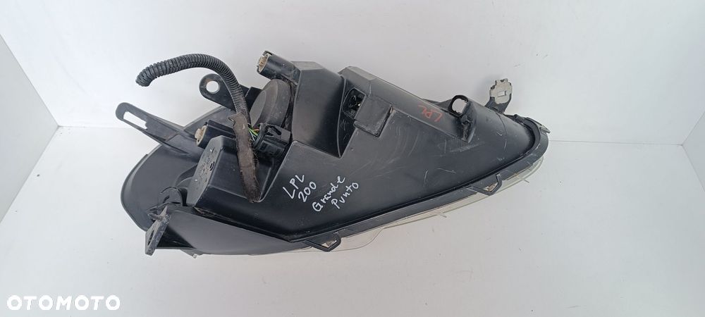 FIAT GRANDE PUNTO LAMPA LEWA PRZÓD PRZEDNIA EU - 7