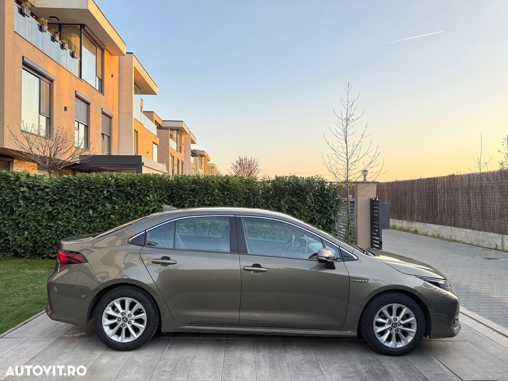 Toyota Corolla 1.8 HSD Dynamic - 2