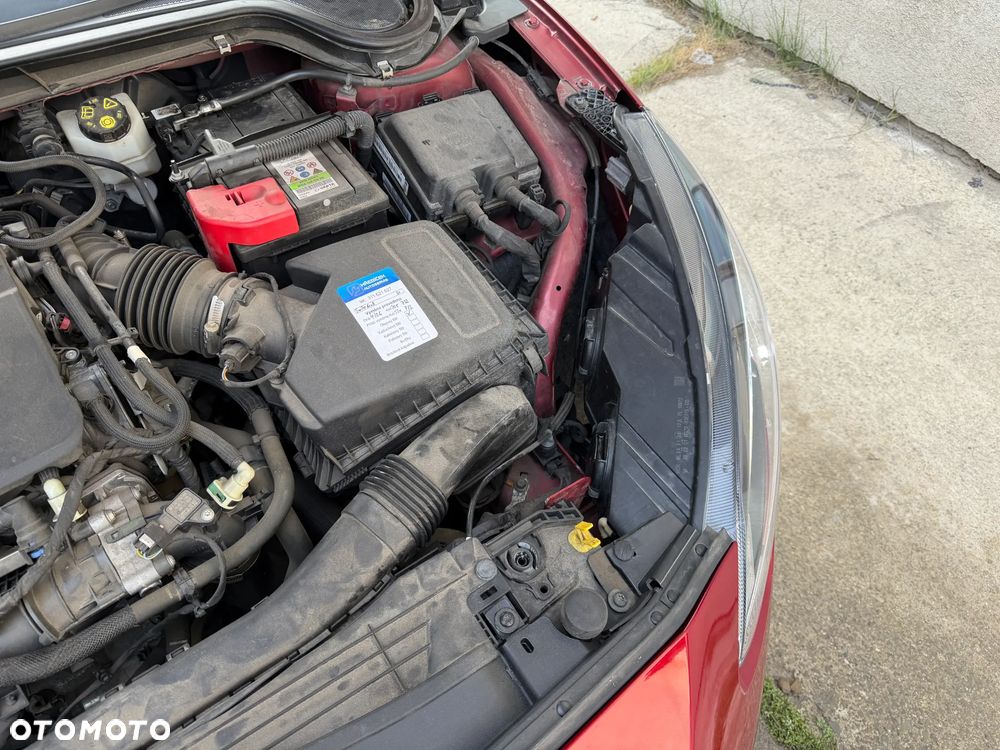 Ford Focus 1.5 EcoBoost Titanium - 13