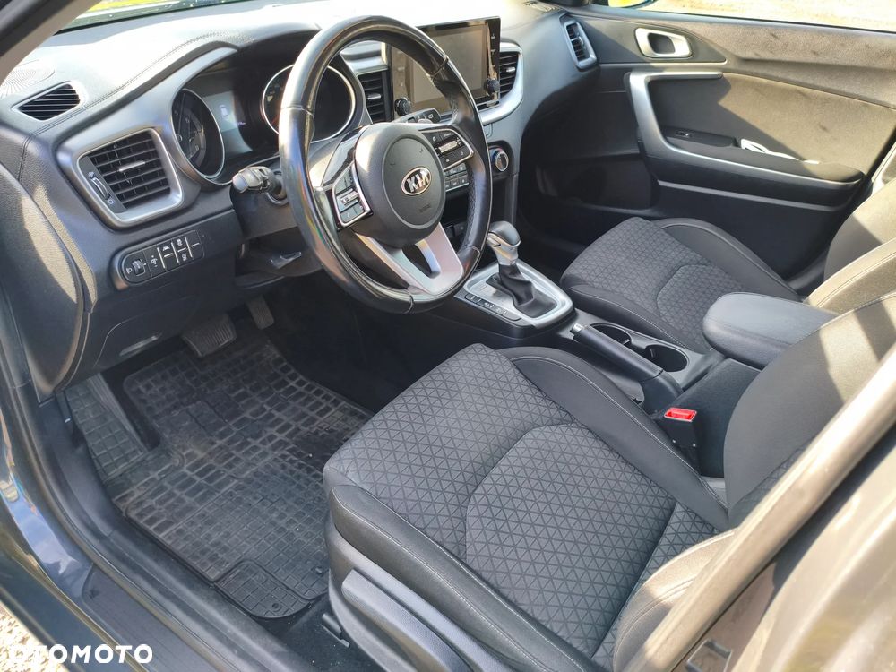 Kia Ceed 1.4 T-GDI M DCT - 15