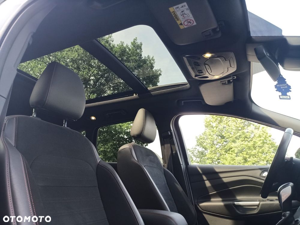 Ford Kuga 2.0 TDCi 4x4 ST-Line - 17