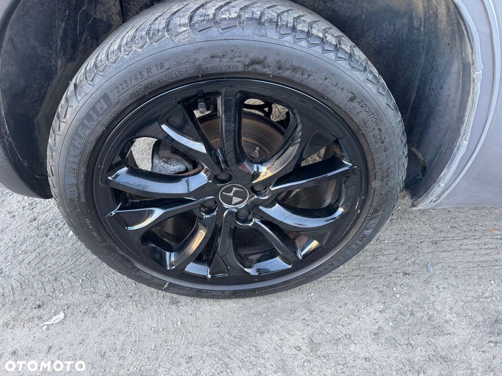 Citroën DS4 Cross 1.6 BlueHDi Be Chic S&S EAT6 - 26