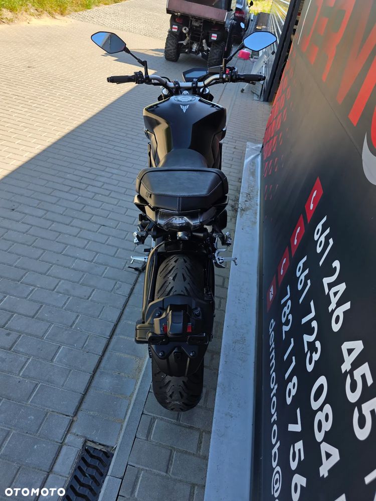 Yamaha MT - 19