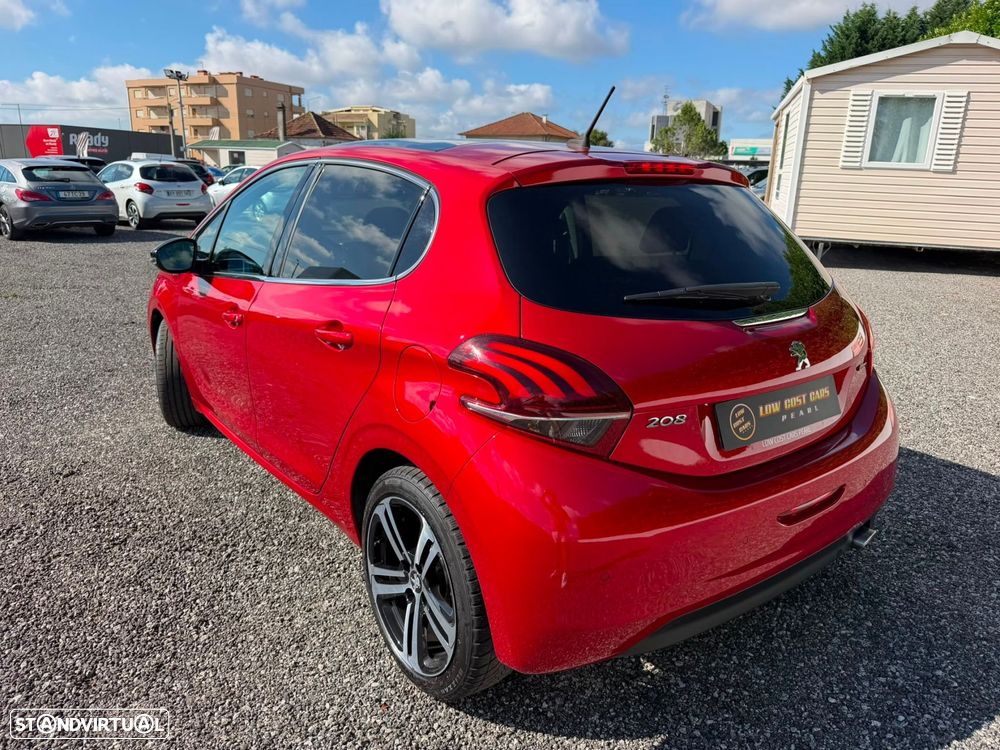 Peugeot 208 1.2 PureTech GT Line - 5