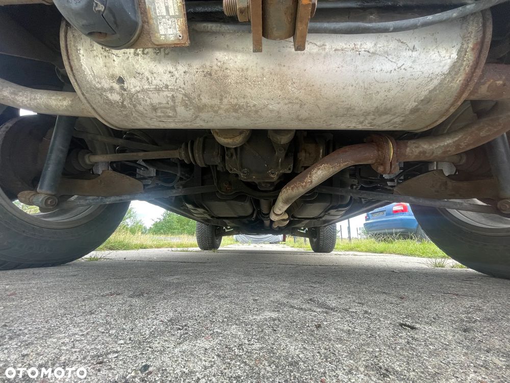 Toyota RAV4 2.0 - 18