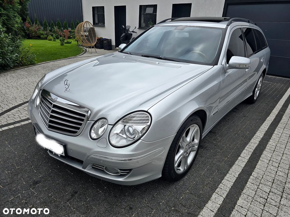 Mercedes-Benz Klasa E 320 CDI 4-Matic Avantgarde - 26