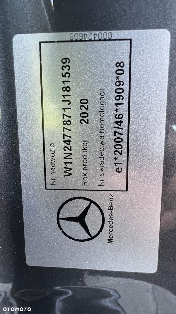 Mercedes-Benz GLA 200 - 22