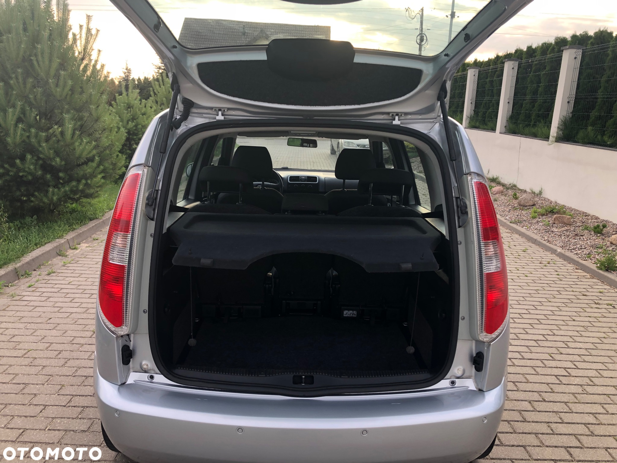 Skoda Roomster - 12