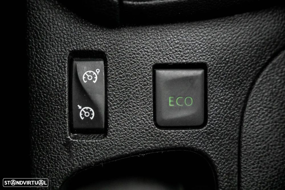 Renault Clio 1.5 dCi Comfort - 8