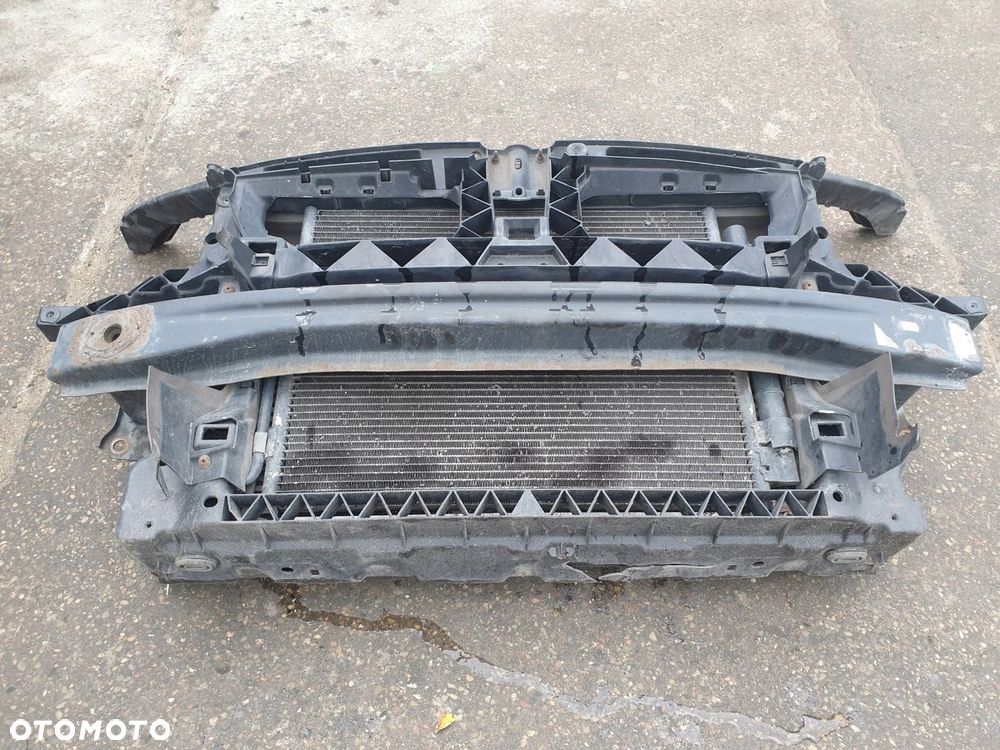 PAS PRZEDNI KOMPLET CHŁODNIC VW TOURAN I LIFT 2009 ROK 2.0 TDI - 3