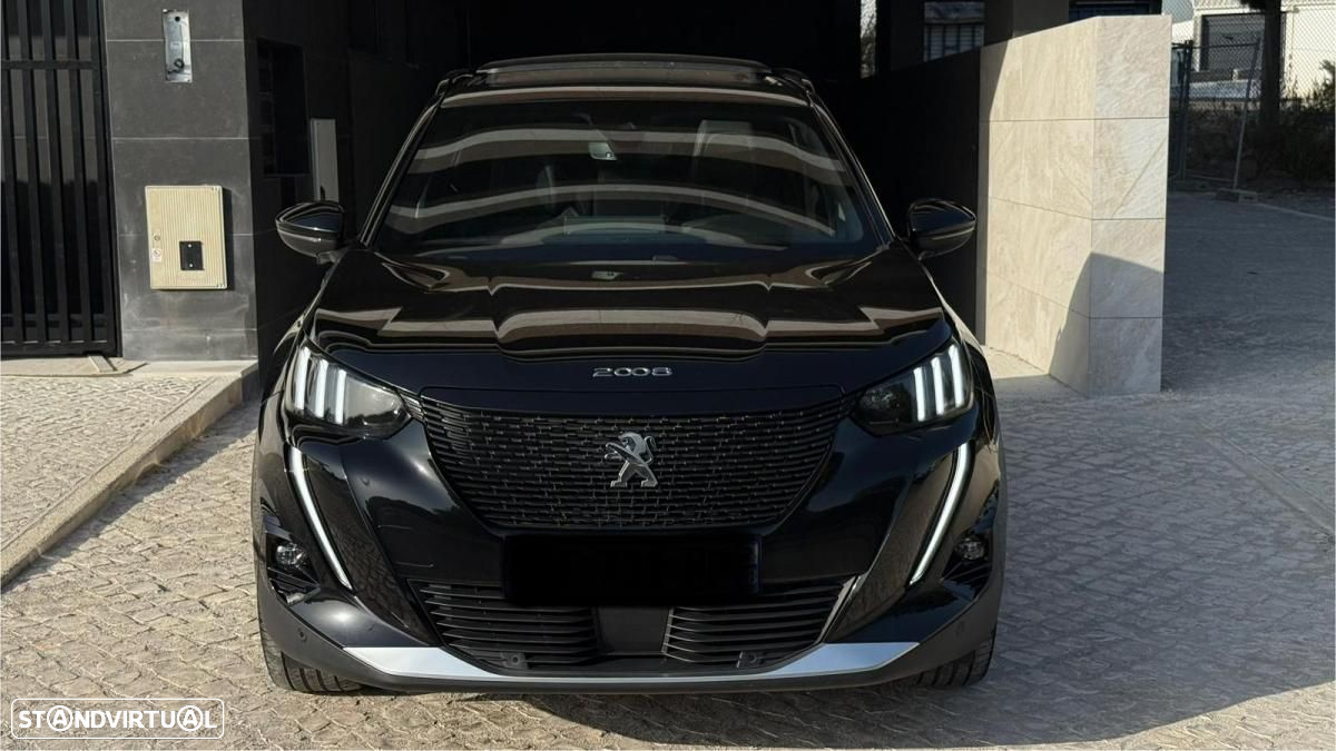 Peugeot e-2008 50 kWh GT - 2