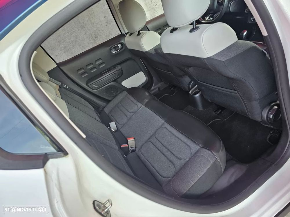 Citroën C3 1.2 PureTech Shine - 10