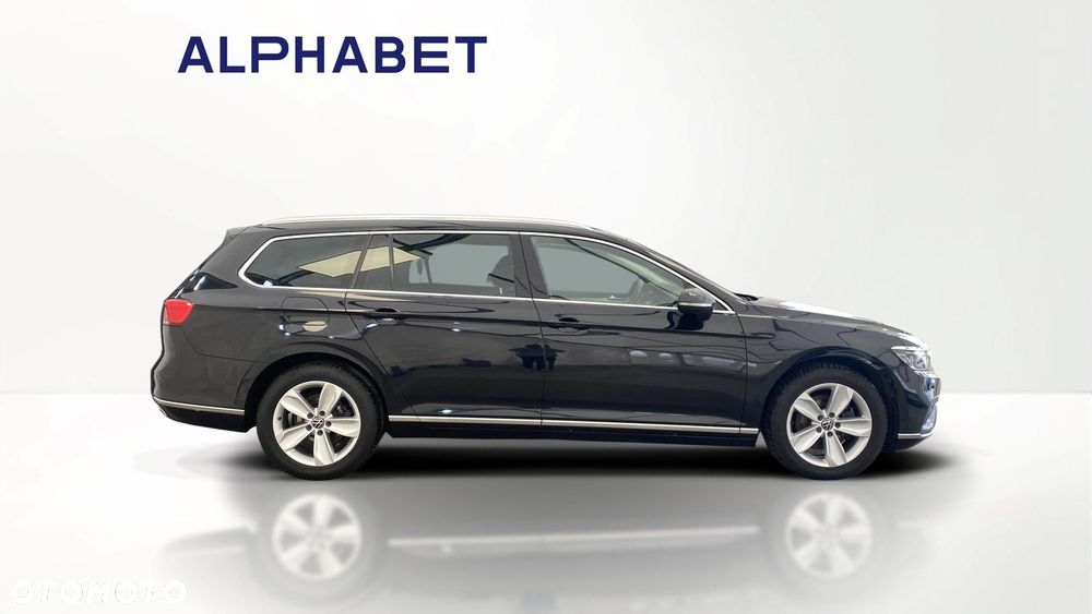 Volkswagen Passat - 6