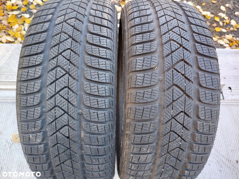 225/40R19 93H Pirelli Sottzero 3 2x99% bieżnika - 1