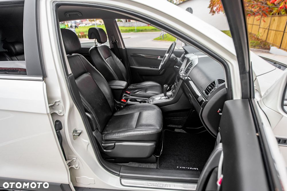 Chevrolet Captiva 3.0 V6 LTZ - 36