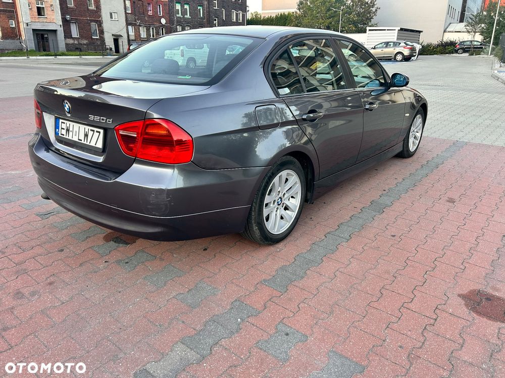 BMW Seria 3 320d - 10