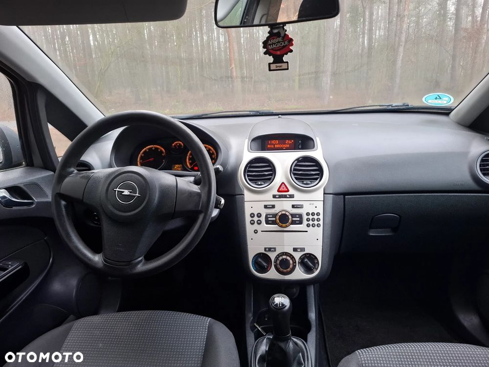 Opel Corsa 1.2 16V Cosmo - 14