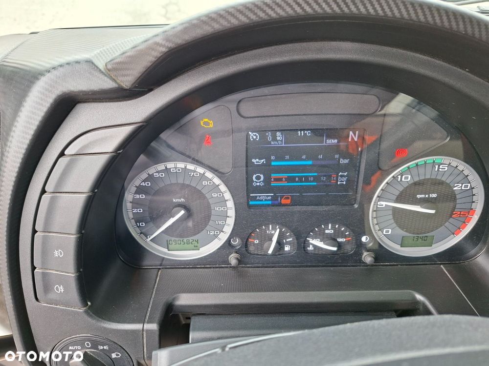 Iveco X - Way 480 8X4 - 17