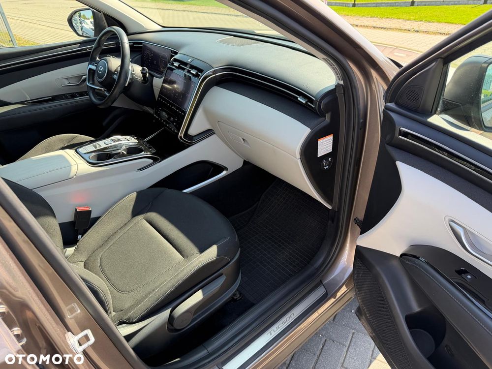 Hyundai Tucson 1.6 T-GDi HEV Platinum N Line 2WD - 26