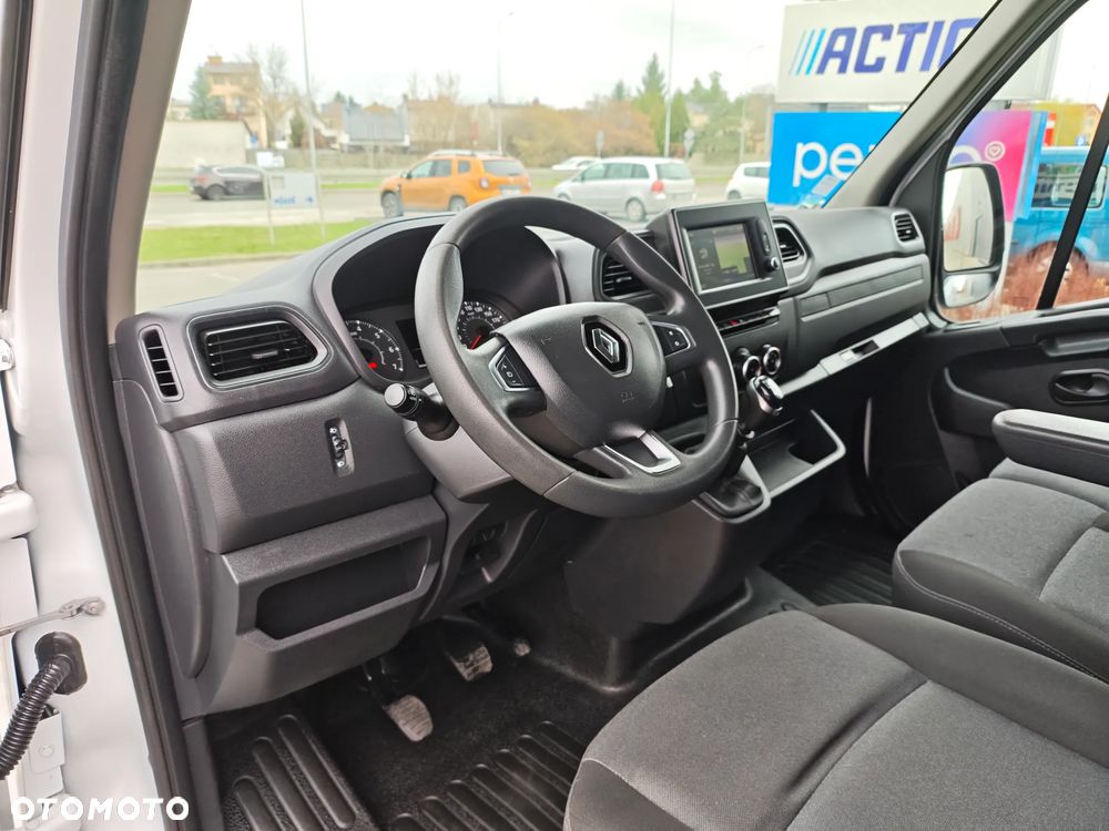 Renault Master - 18
