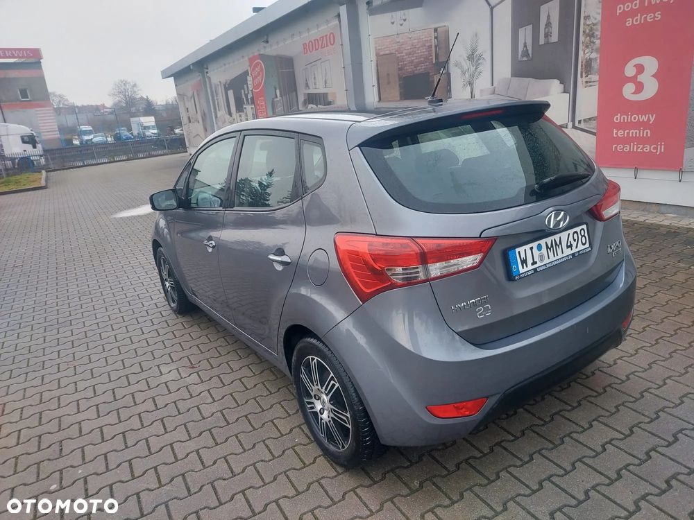 Hyundai ix20 1.6 CRDi UEFA EURO 2012 Edition - 12