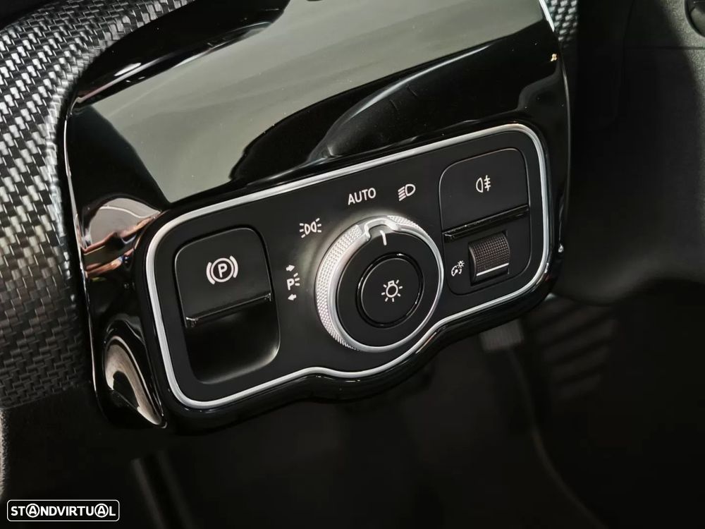 Mercedes-Benz A 250 e Style Plus - 28