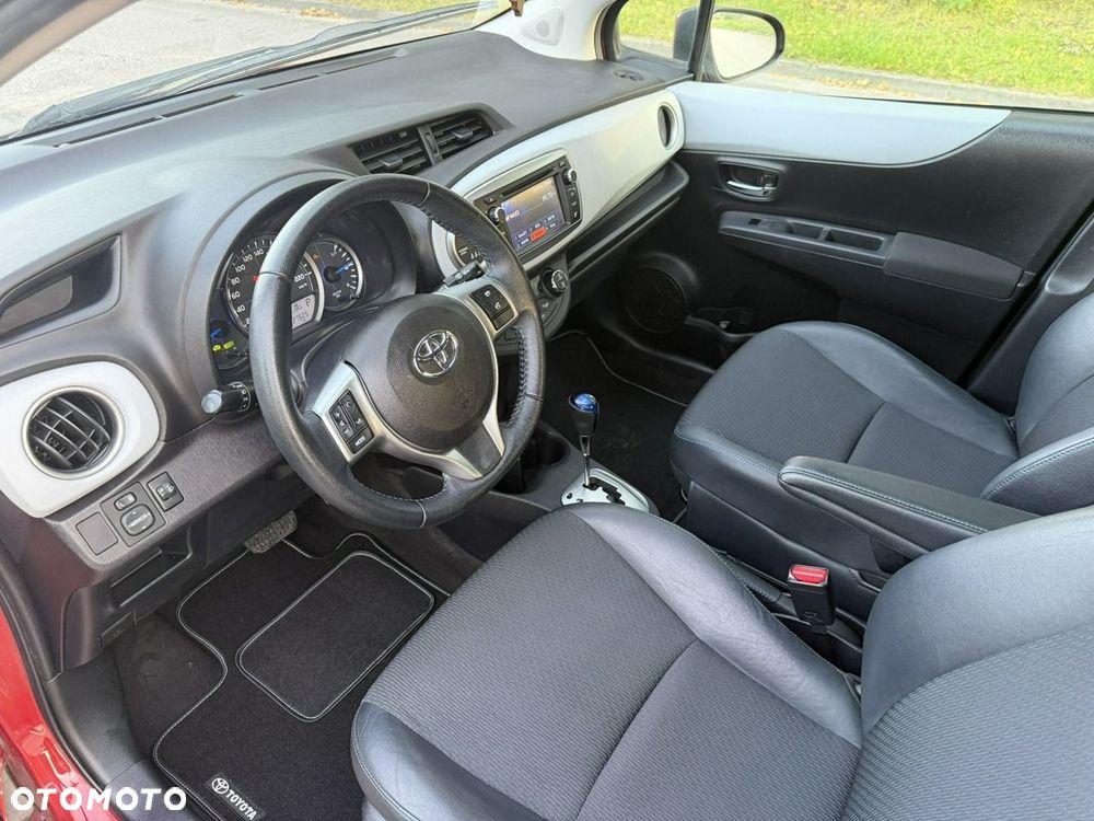 Toyota Yaris - 7