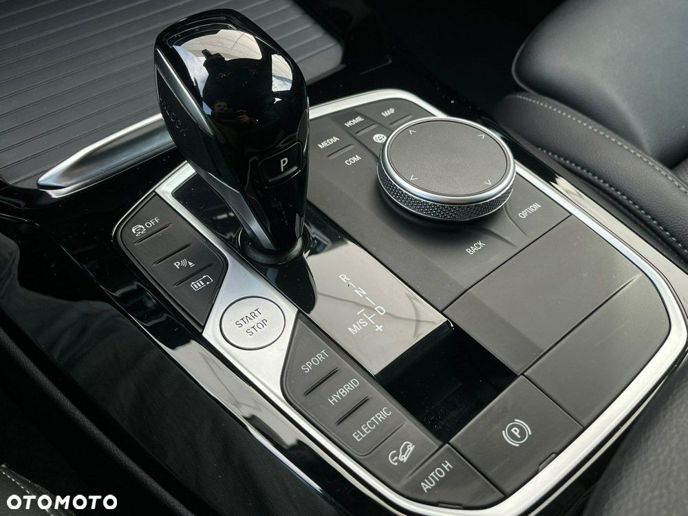 BMW X3 xDrive30e M Sport - 25