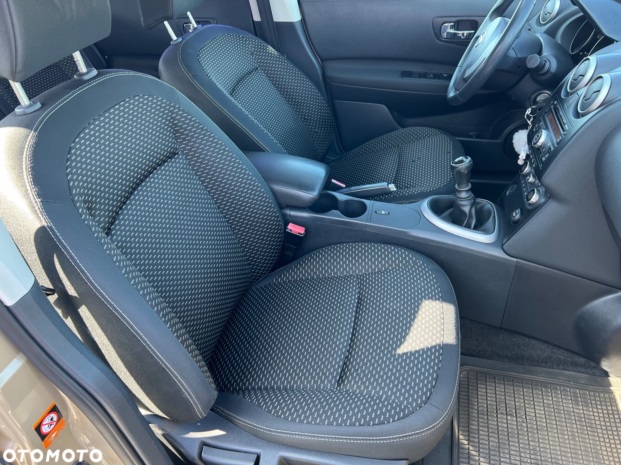Nissan Qashqai 1.5 dCi I-Way - 16