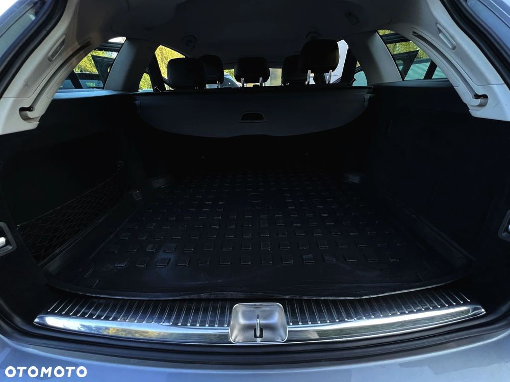 Mercedes-Benz Klasa C 200 (BlueTEC) d T 7G-TRONIC - 36