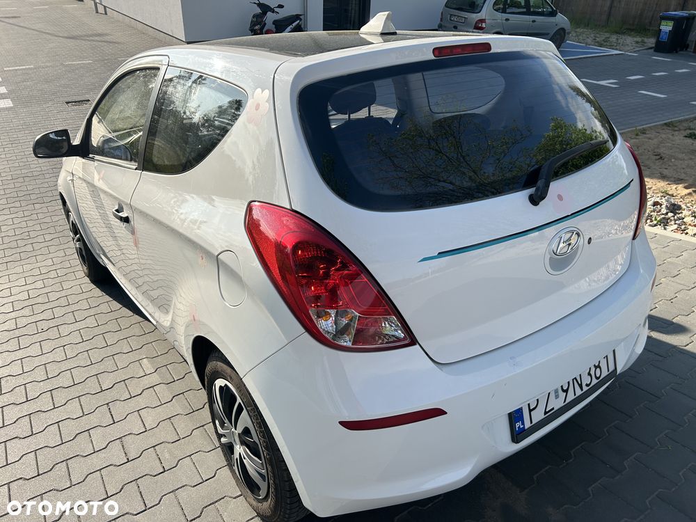 Hyundai i20 - 11