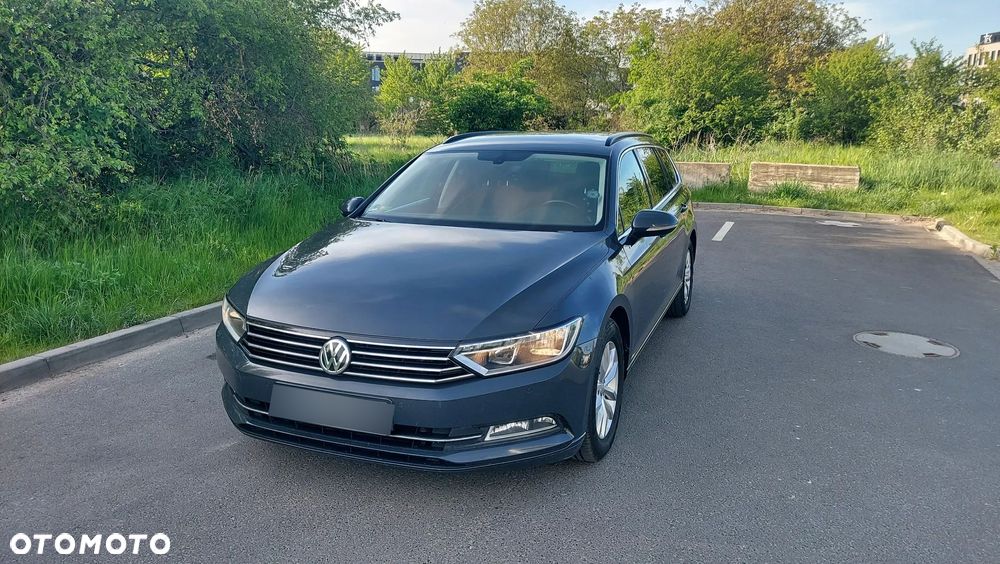 Volkswagen Passat 1.6 TDI (BlueMotion Technology) DSG Comfortline - 1