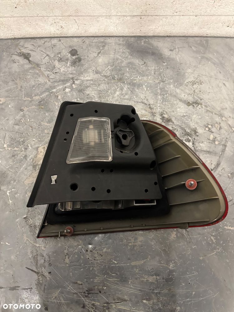 BMW E46 SEDAN LAMPA LEWY TYL TYLNA 6910531 - 4
