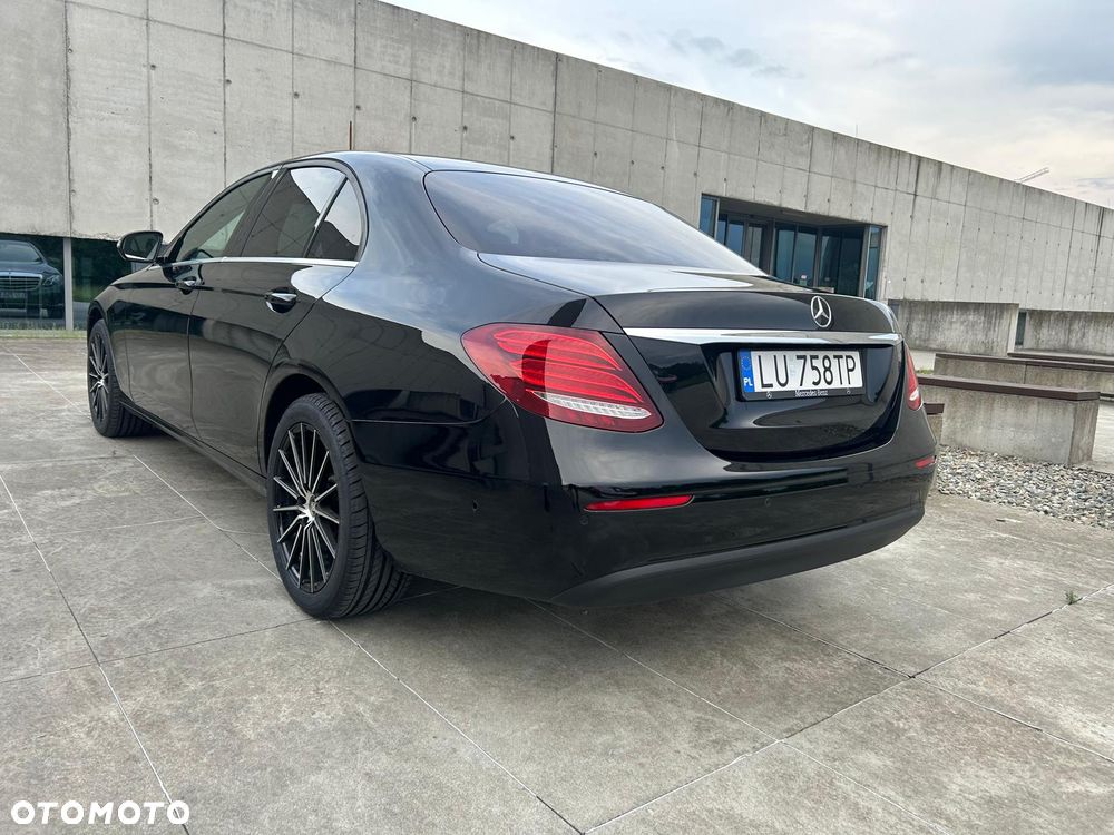 Mercedes-Benz Klasa E - 12