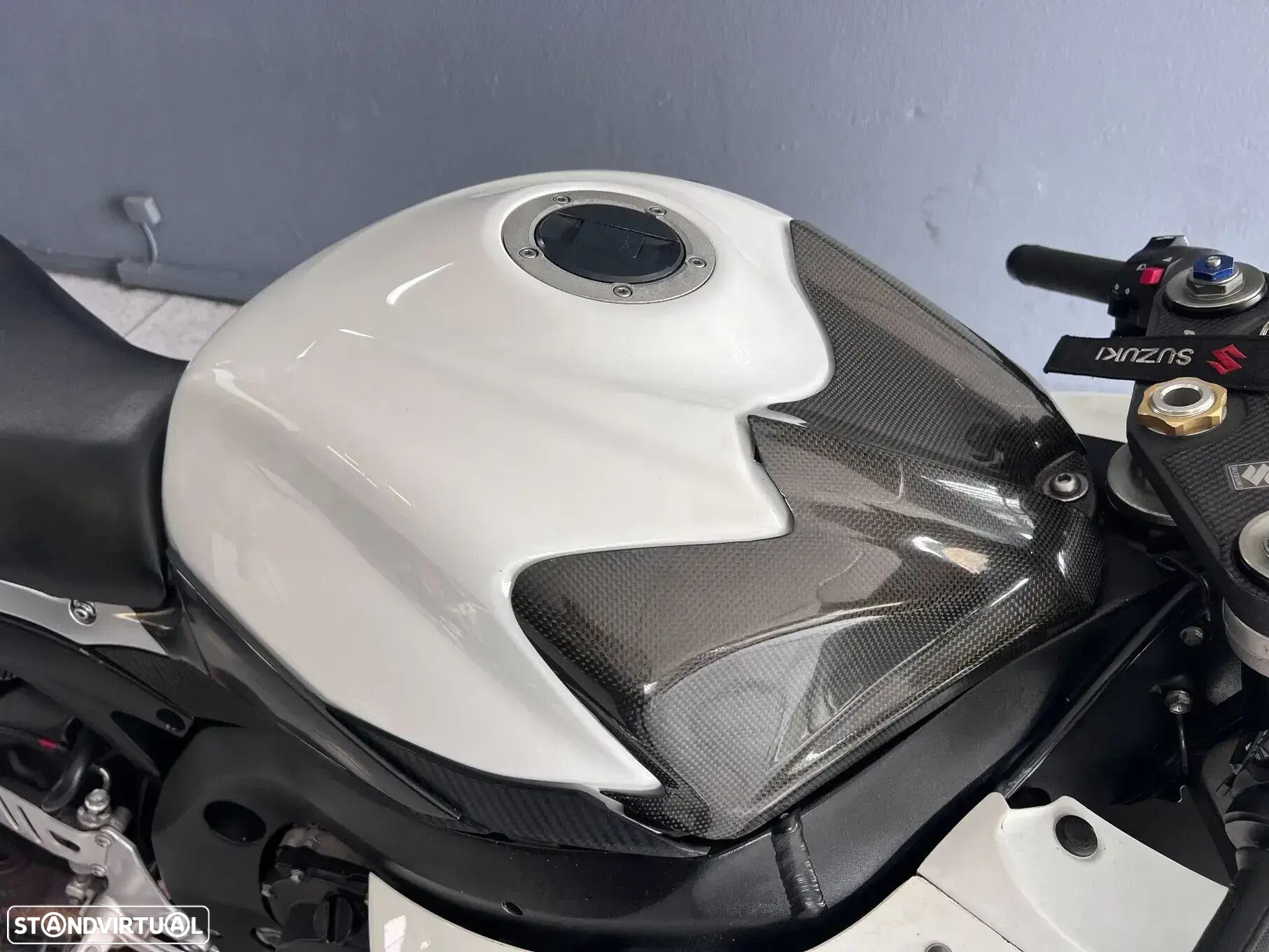 Suzuki GSX-R - 12