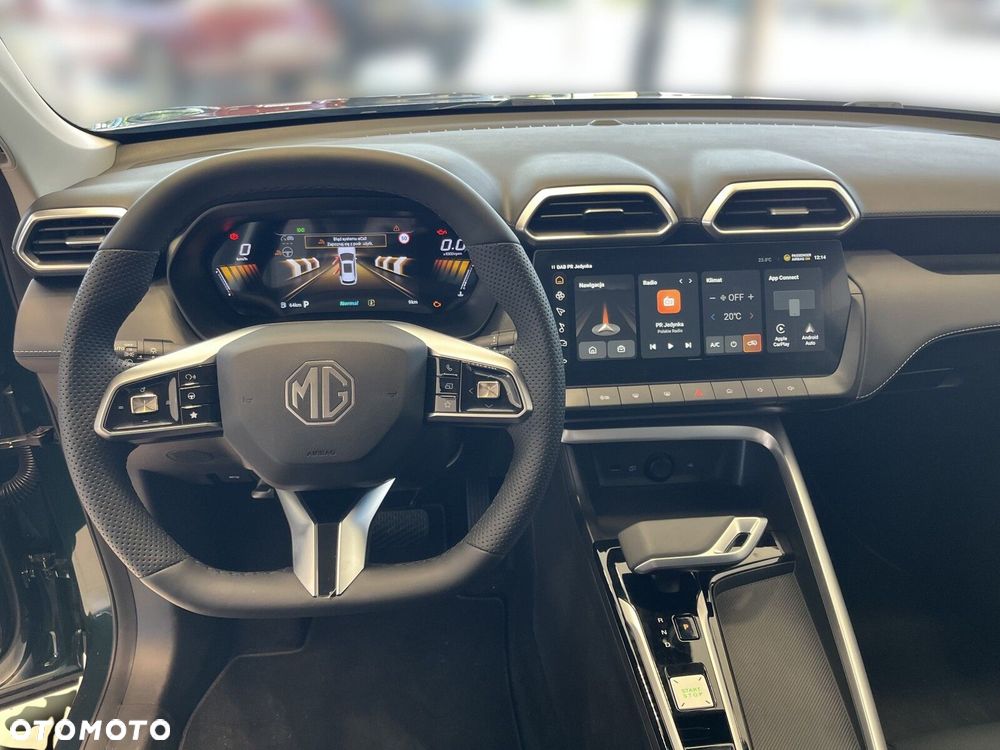 MG ZS Hybrid+ - 15