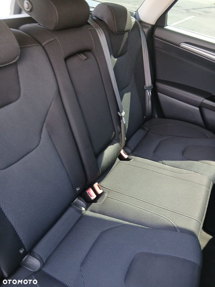 Ford Mondeo 2.0 TDCi STart-Stopp PowerShift-Aut Titanium - 25