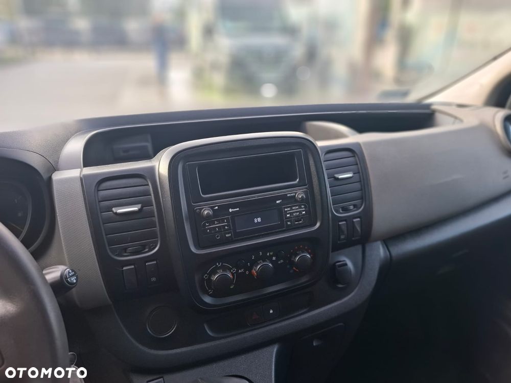 Renault Trafic 1.6 dCi - 17