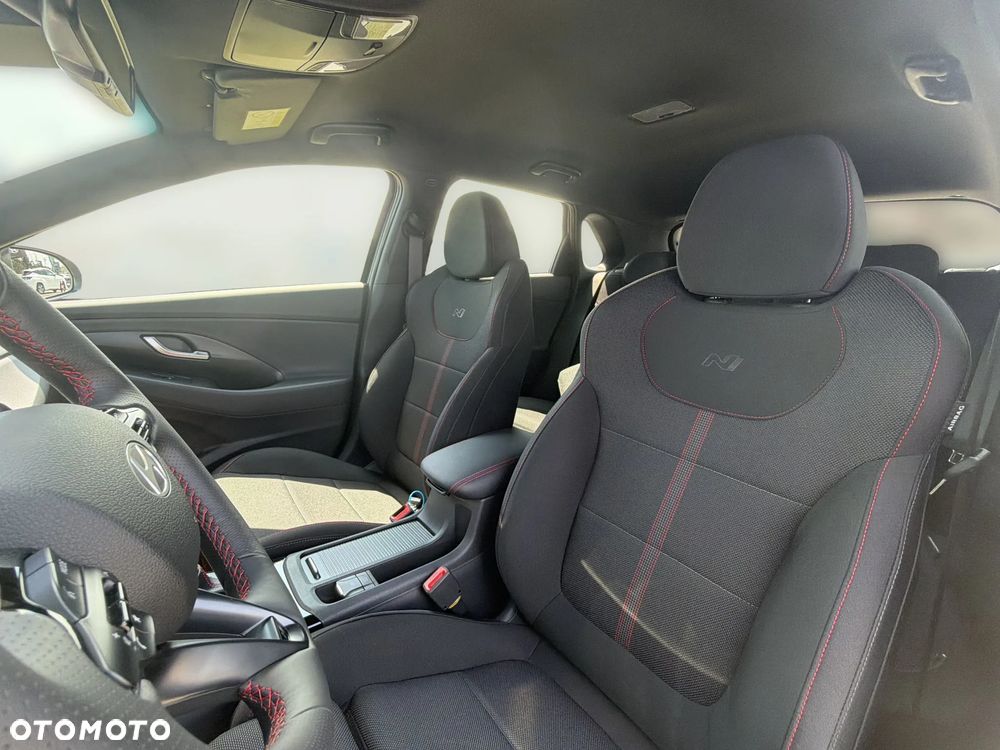 Hyundai i30 1.6 T-GDI Modern DCT - 11