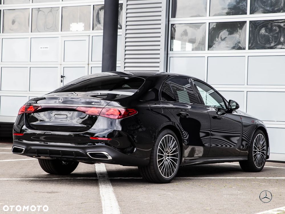 Mercedes-Benz Klasa E 220 d mHEV 4-Matic AMG 9G-Tronic - 6