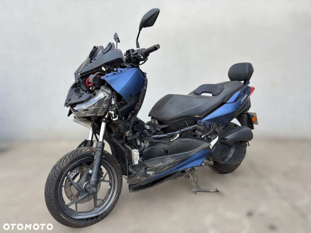 Yamaha X-max - 6