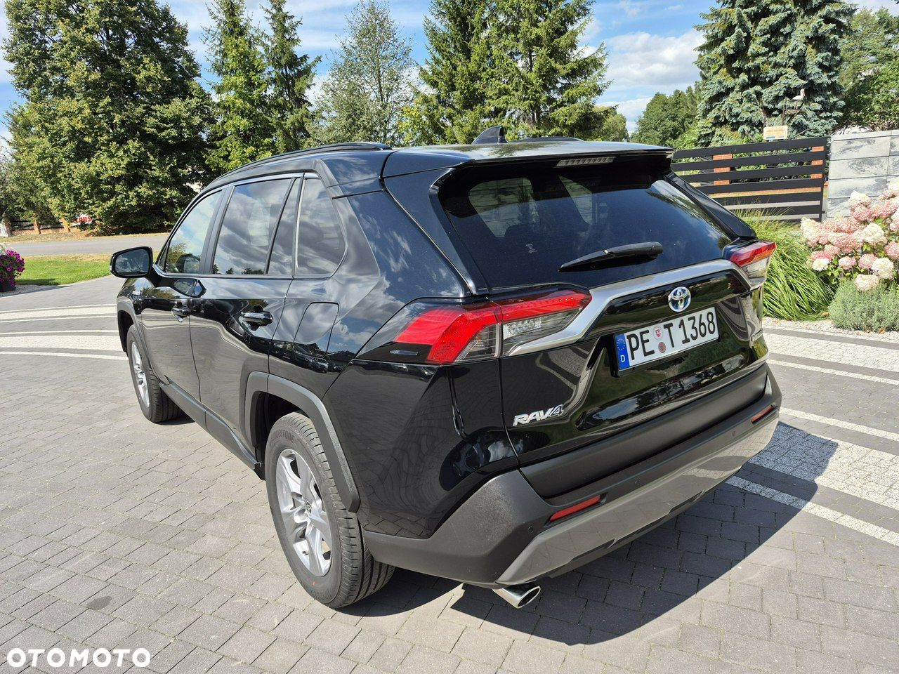 Toyota RAV4 - 14