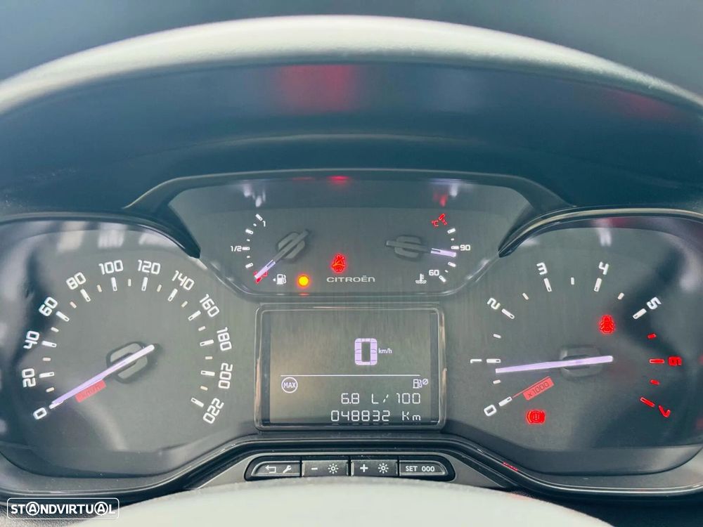 Citroën C3 1.2 PureTech Shine - 23