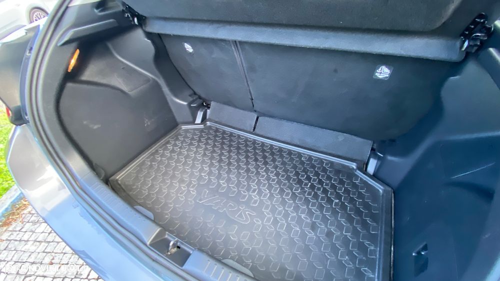 Toyota Yaris 1.5 HDF Comfort - 14