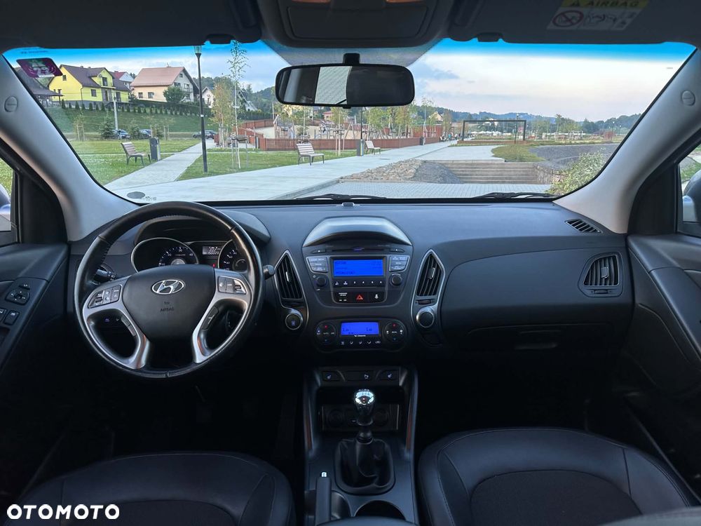 Hyundai ix35 2.0 CRDi 4WD Fifa World Cup Silver Edition - 20