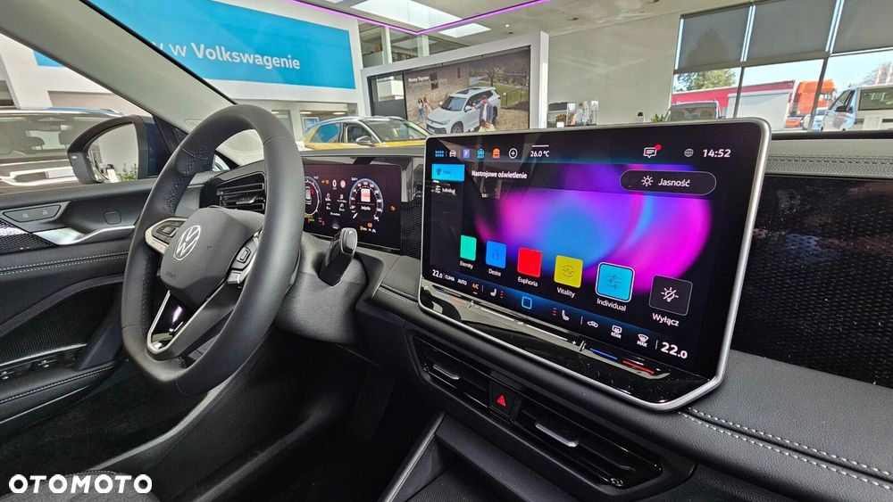 Volkswagen Tiguan - 22