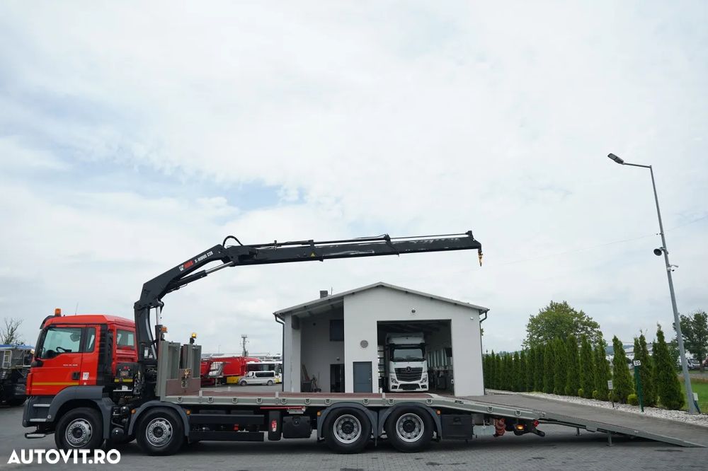 MAN TGS 35.360 / 8x2-4 / REMORCA AUTO + HIAB 228 E-2 HGV / PUNTE RIDICATĂ / COMANDE HIDRAULICE / TELECOMANDĂ / TROLIU / - 4