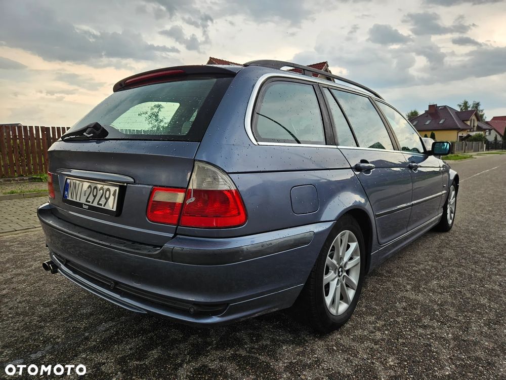 BMW Seria 3 - 23