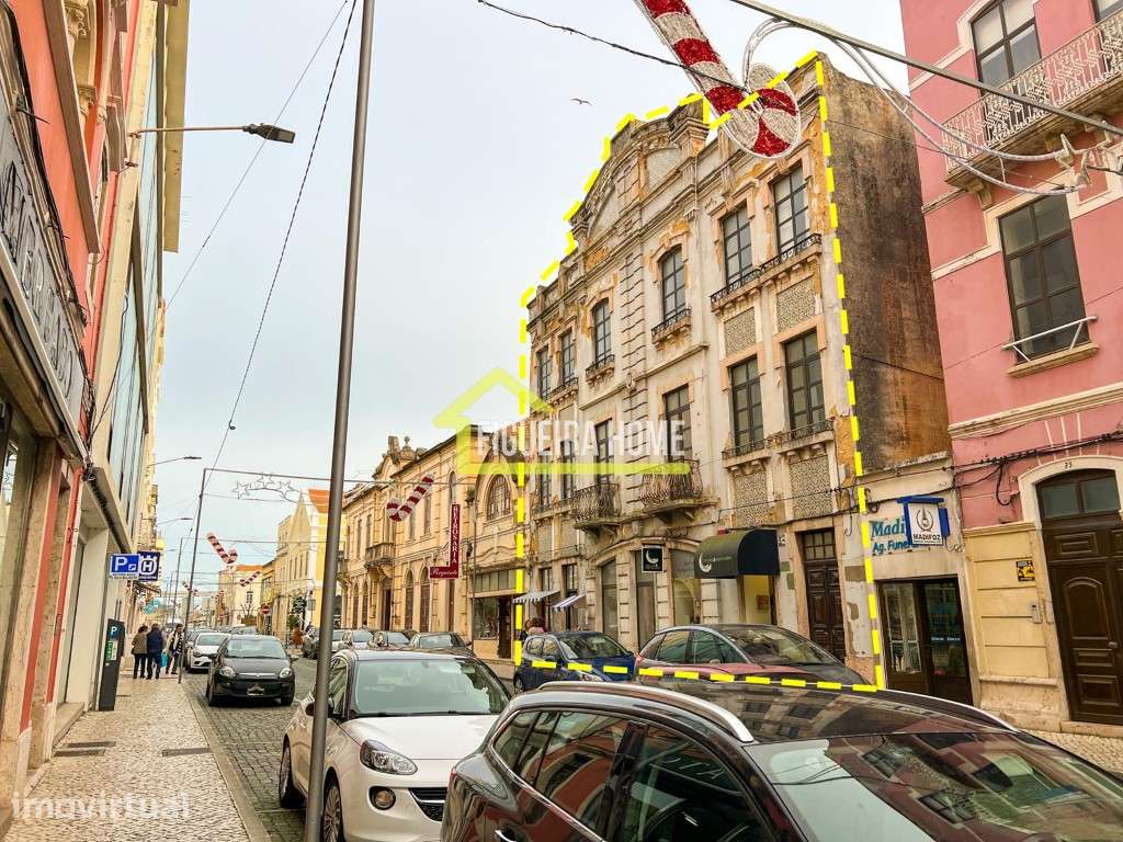 Prédio no centro da Figueira da Foz, com vista de rio e dupla frent... - Grande imagem: 4/10